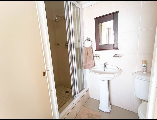 3 BEDROOM APARTMENT RENTED IN UMHLANGA RIDGE